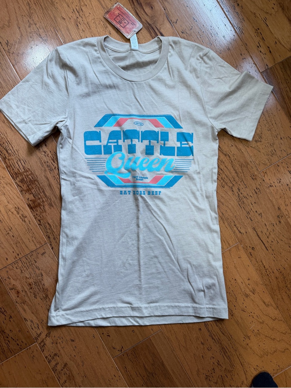 NWT Bella Canvas Cream GRAPHIC Tee with Blue & Pink Cattle Queen Graphic